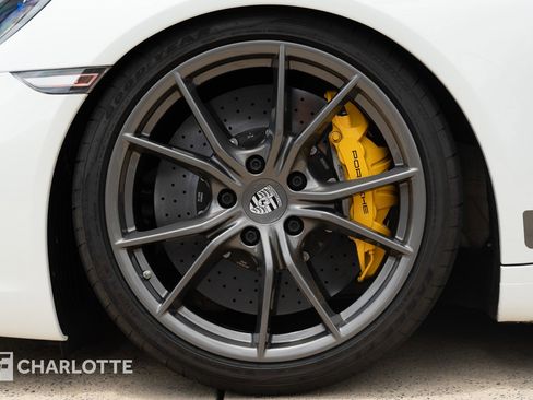 Used 2019 Porsche 911 Carrera T image 12