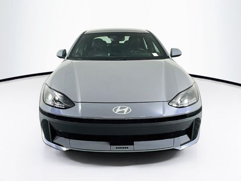 Used 2023 Hyundai Ioniq 6 SEL RWD image 2