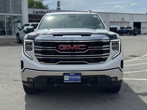 Used 2023 GMC Sierra 1500 SLT w/ SLT Premium Package AWD/4WD image 9