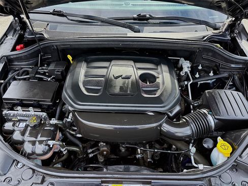 Used 2020 Jeep Grand Cherokee Altitude image 32