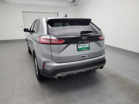 Used 2023 Ford Edge Titanium image 6