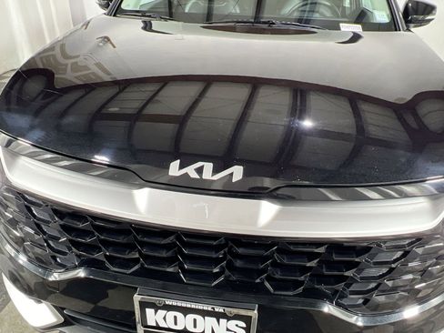 Used 2023 Kia Sportage EX image 12