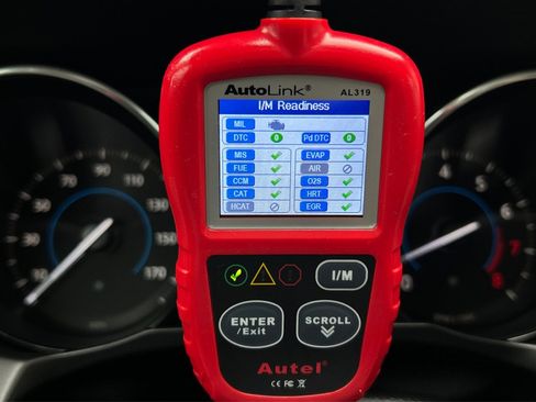 Used 2016 Jaguar XF Prestige image 10