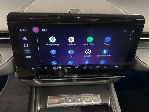 Certified 2025 Lincoln Nautilus Premier w/ Equipment Group 102A image 9