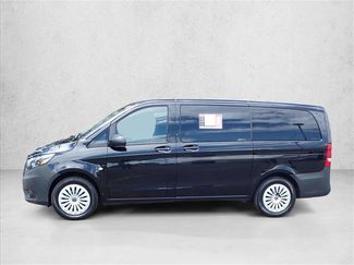 Used 2023 Mercedes-Benz Metris Passenger video 2