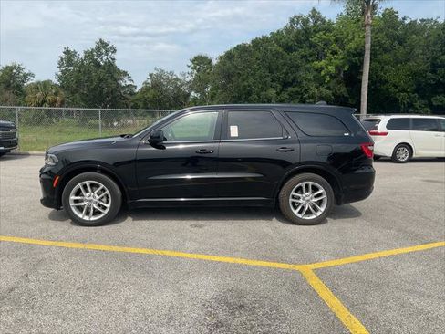 Used 2023 Dodge Durango GT RWD image 4