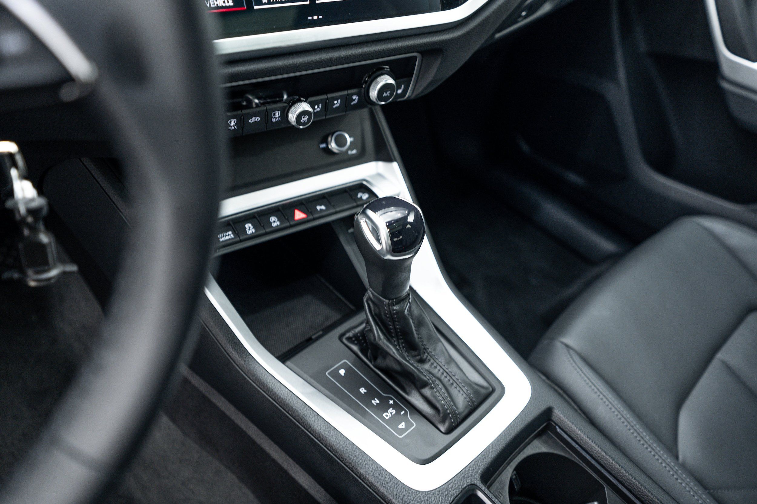 Certified 2023 Audi Q3 2.0T Premium AWD/4WD image 10