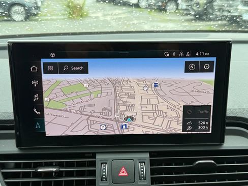 Used 2023 Audi Q5 2.0T Premium Plus w/ Premium Plus Package AWD/4WD image 16