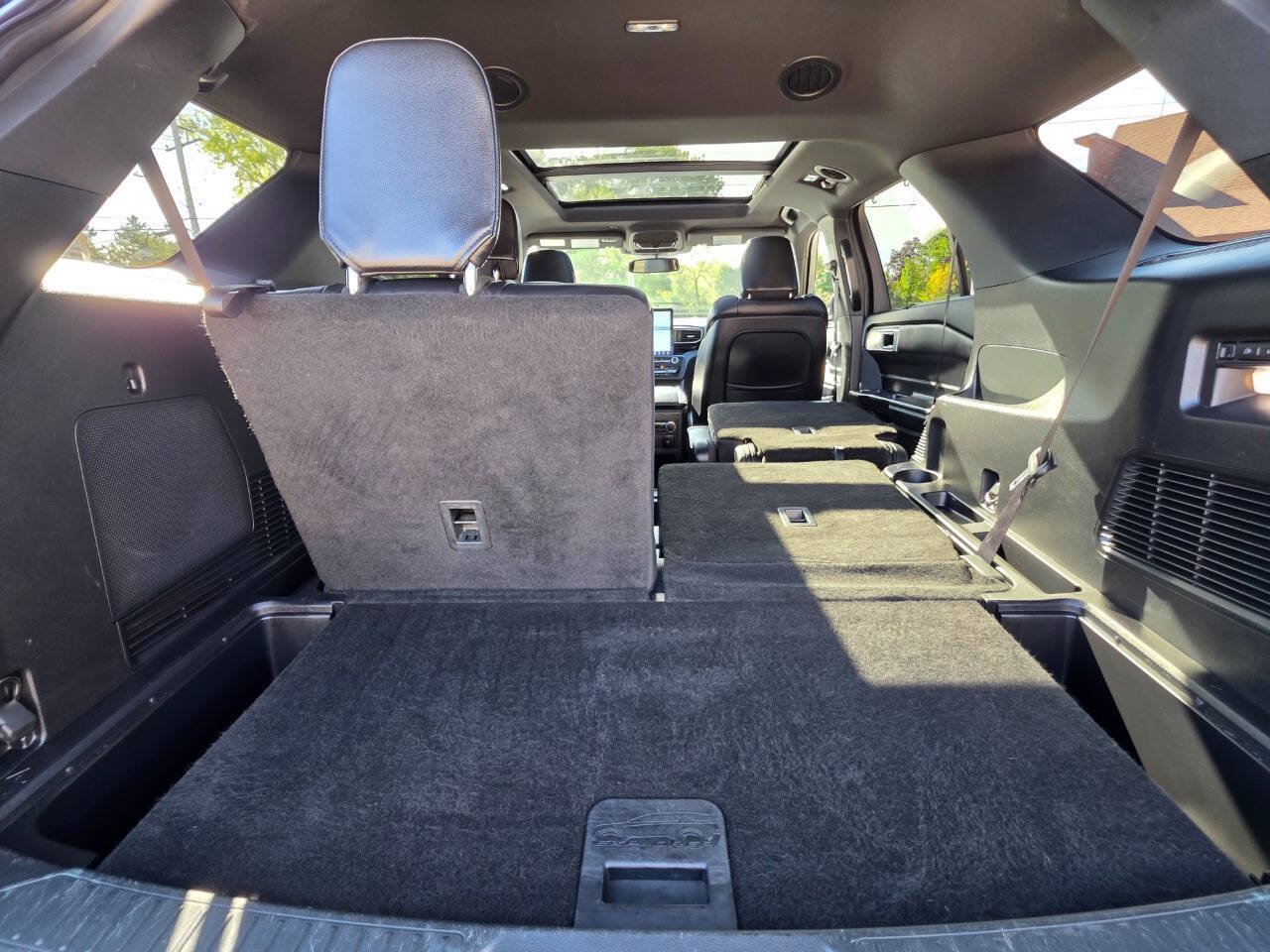 Used 2020 Ford Explorer ST w/ ST Street Pack AWD/4WD image 27