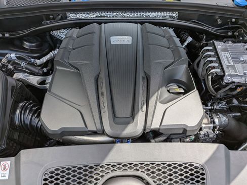 New 2026 Porsche Macan S AWD/4WD image 29