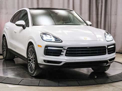 Used 2020 Porsche Cayenne S AWD/4WD image 5