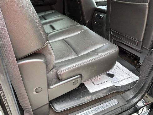 Used 2012 GMC Sierra 2500 Denali AWD/4WD image 12