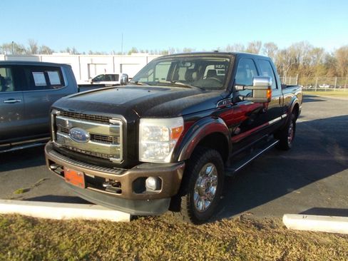 Used 2016 Ford F250 King Ranch w/ King Ranch w/Chrome Package image 34