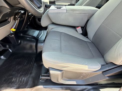 Used 2016 Ford F150 XL w/ Equipment Group 101A Mid AWD/4WD image 12