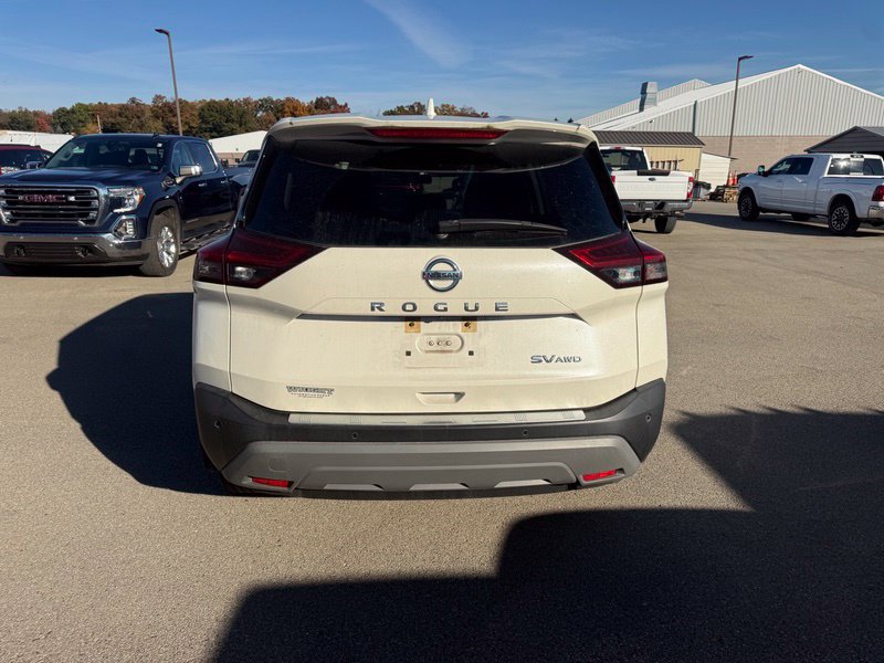 Used 2021 Nissan Rogue SV AWD/4WD image 13