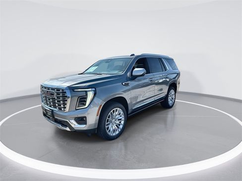 New 2026 GMC Yukon Denali w/ Sun & Power Step Package image 4