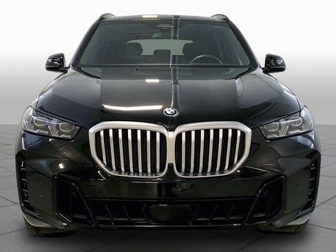 Used 2024 BMW X5 xDrive50e w/ M Sport Package AWD/4WD image 3