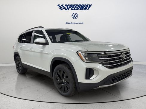 New 2026 Volkswagen Atlas SE AWD/4WD image 2