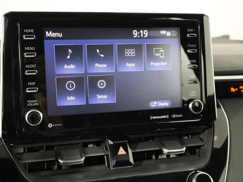 Used 2021 Toyota Corolla XSE image 27