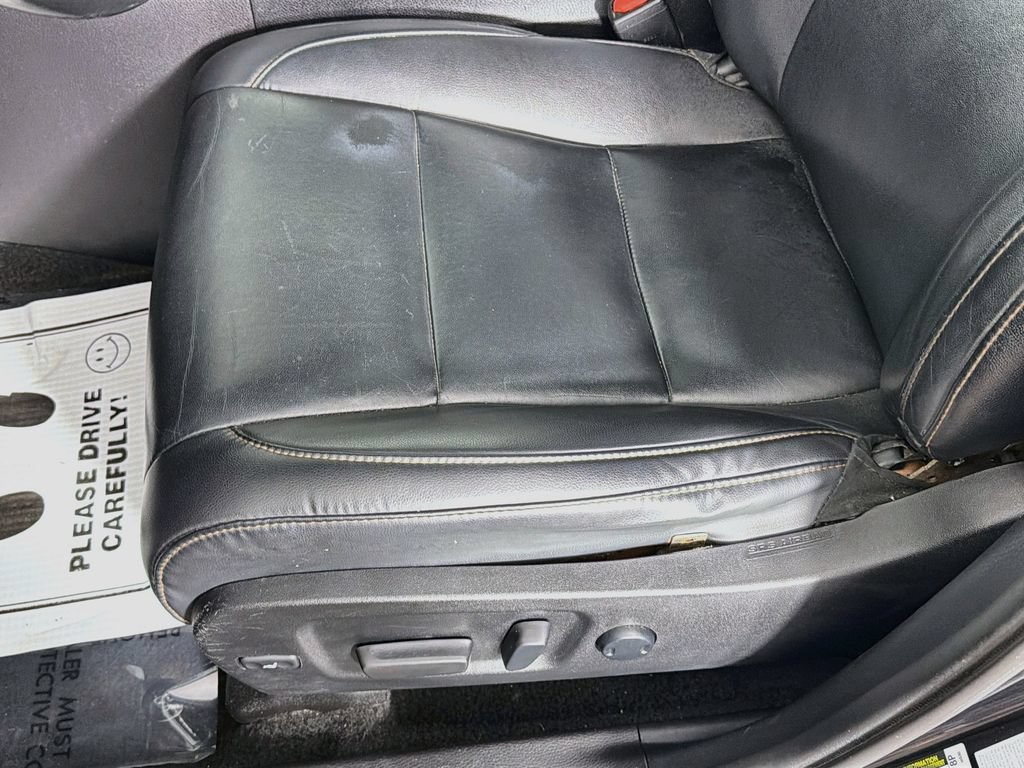 Used 2019 Toyota Highlander XLE AWD/4WD image 19