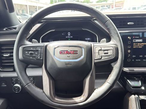 Used 2024 GMC Sierra 1500 AT4 w/ Technology Package AWD/4WD image 20