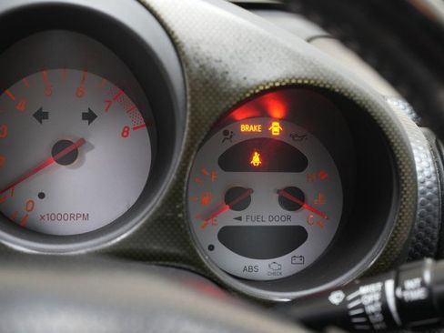 Used 2001 Toyota MR2 image 67