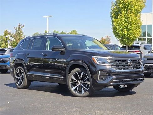 New 2026 Volkswagen Atlas SEL Premium R-Line AWD/4WD image 2