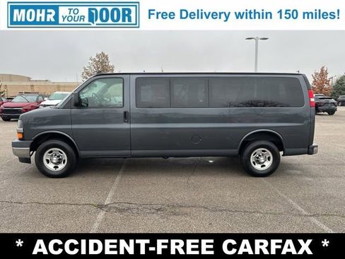 Used 2017 Chevrolet Express 3500 LT w/ LT Preferred Equipment Group image 4