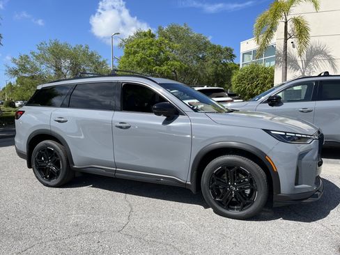 Certified 2026 INFINITI QX60 Sport w/ Dark Cargo Package AWD/4WD image 8