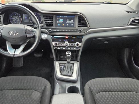 Used 2020 Hyundai Elantra Value Edition w/ Cargo Package (C1) image 11