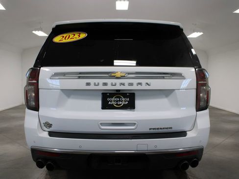 Used 2023 Chevrolet Suburban Premier image 8
