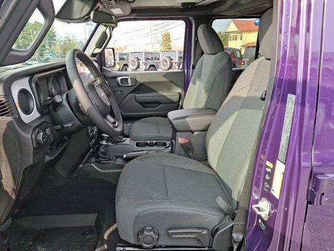 New 2026 Jeep Gladiator Sport image 13