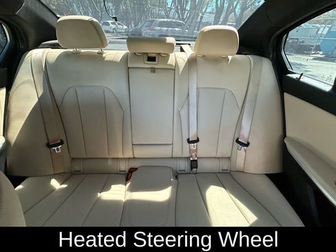 Used 2019 BMW 330i xDrive Sedan w/ Premium Package image 12