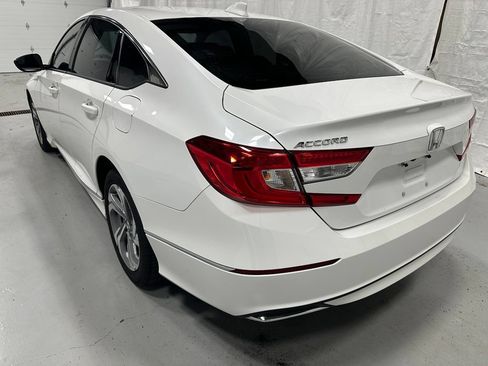 Used 2020 Honda Accord EX image 5