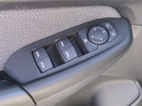 Used 2026 Chevrolet TrailBlazer LT w/ LT Cold Weather Package FWD image 15