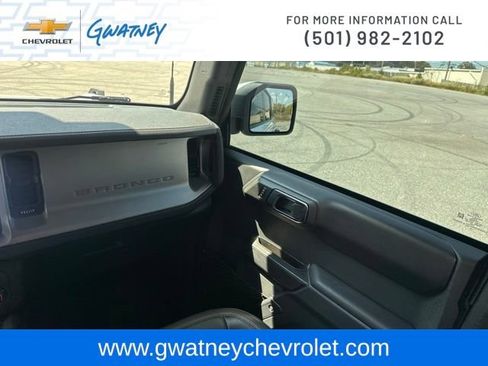 Used 2025 Ford Bronco Outer Banks w/ Sasquatch Package AWD/4WD image 28