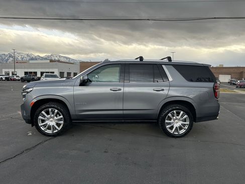 Used 2021 Chevrolet Tahoe High Country w/ Premium Package image 2