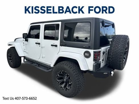 Used 2017 Jeep Wrangler Unlimited Sahara w/ Connectivity Group image 5