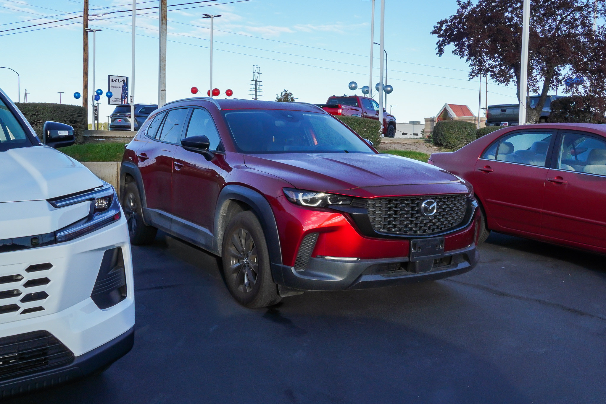 Used 2024 MAZDA CX-50 AWD 2.5 S w/ Cargo Package image 2
