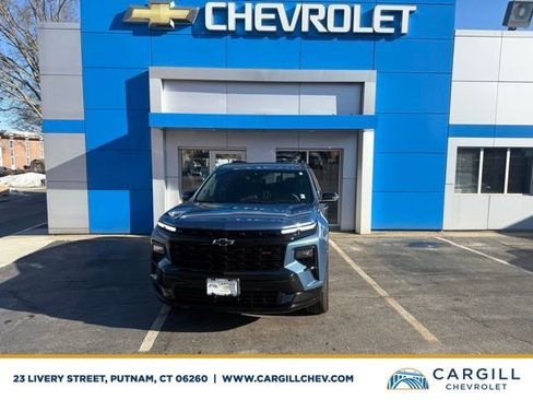 Used 2025 Chevrolet Traverse RS w/ LPO, Floor Liner Package image 1