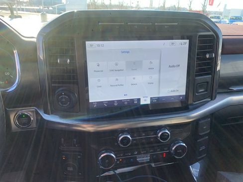 Used 2022 Ford F150 Lariat w/ Equipment Group 502A High image 12