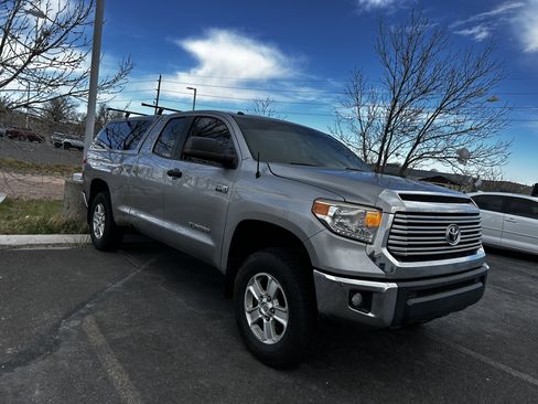 Used 2014 Toyota Tundra SR5 w/ SR5 Upgrade Package image 7