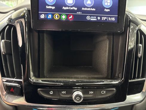 Used 2023 Chevrolet Traverse LT AWD/4WD image 21