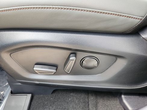 New 2026 Ford Explorer Active w/ Active Comfort Package image 13