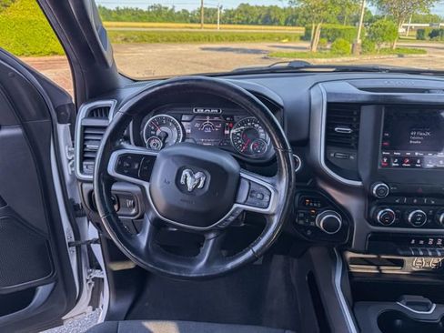 Used 2020 RAM 1500 Big Horn AWD/4WD image 15