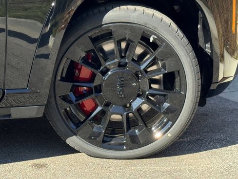 Used 2026 BMW XM Label Red image 10