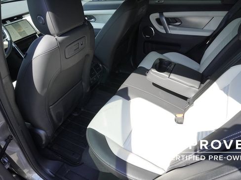 Used 2025 Land Rover Discovery Sport Dynamic SE AWD/4WD image 29
