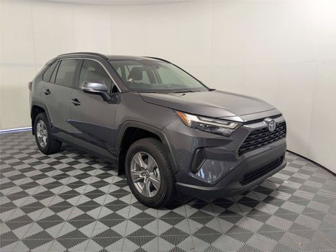 Used 2025 Toyota RAV4 XLE w/ Convenience Package AWD/4WD image 4