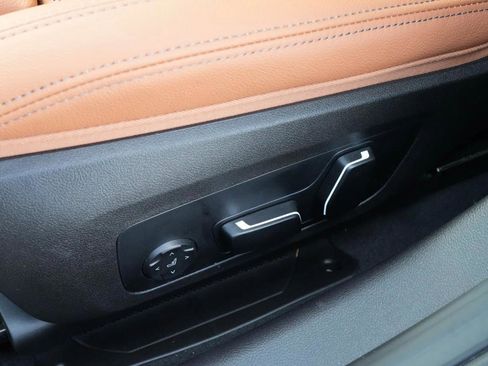 New 2026 BMW 330i xDrive Sedan w/ M Sport Package image 28