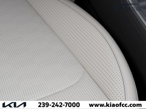 New 2026 Kia Sorento EX FWD image 24